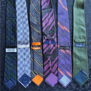 Lot of 6 Mens Silk Ties Ref# 11635